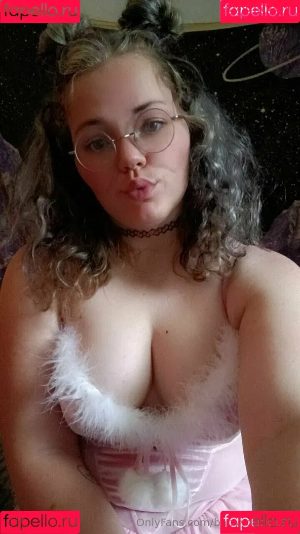 babyyduckie97 Onlyfans Photo Gallery 