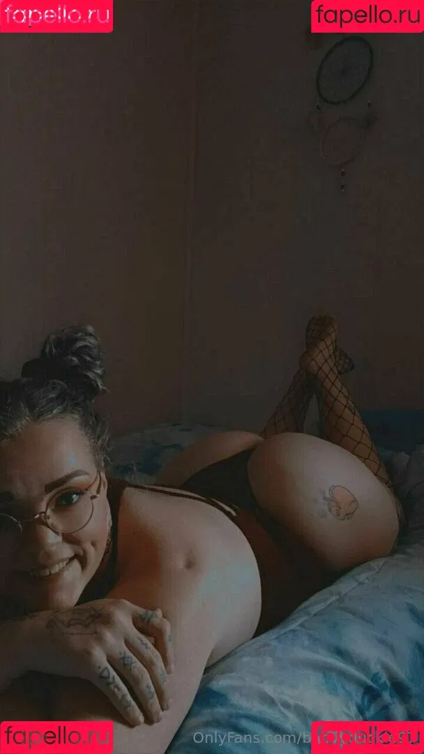babyyduckie97 Onlyfans Photo Gallery 
