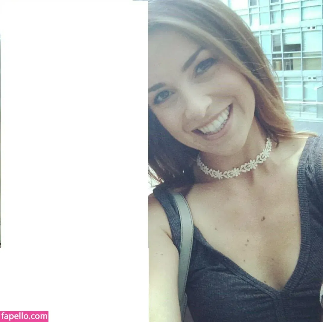 Gina Louise Phillips Onlyfans Photo Gallery 