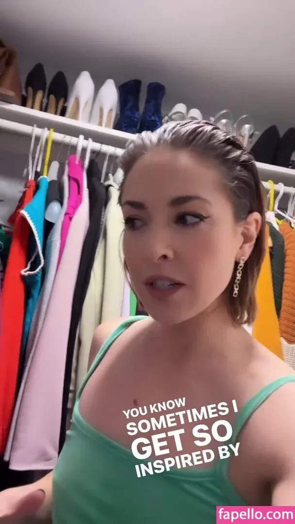 Gina Louise Phillips Onlyfans Photo Gallery 