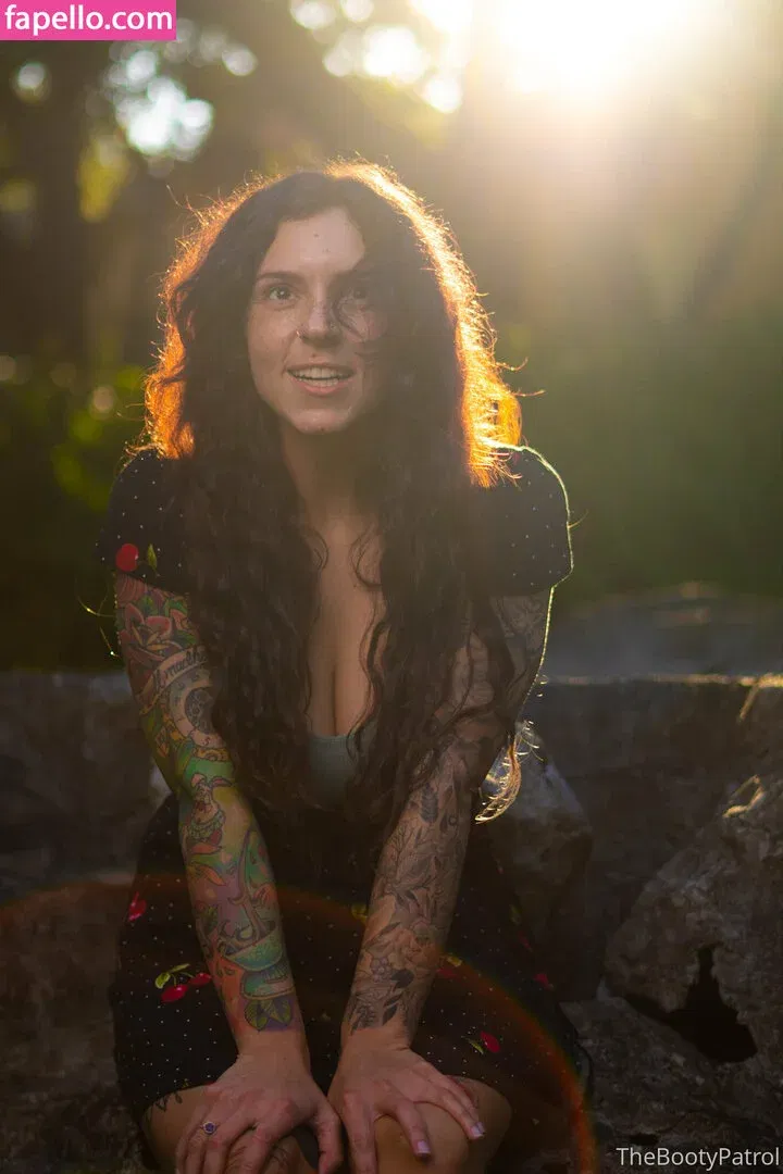 thebootypatrol Onlyfans Photo Gallery 