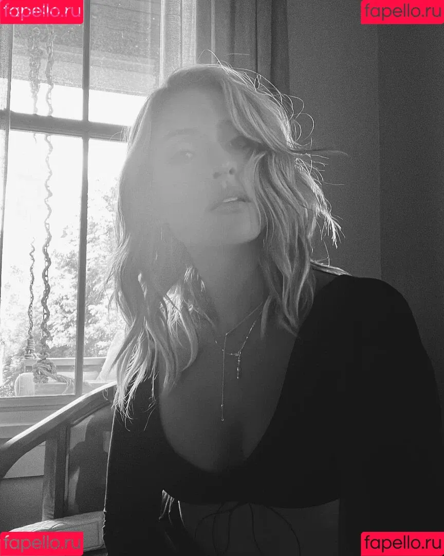 Kristin Cavallari Onlyfans Photo Gallery 