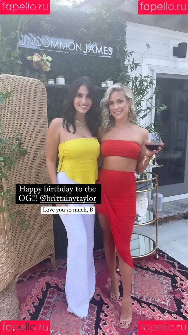Kristin Cavallari Onlyfans Photo Gallery 