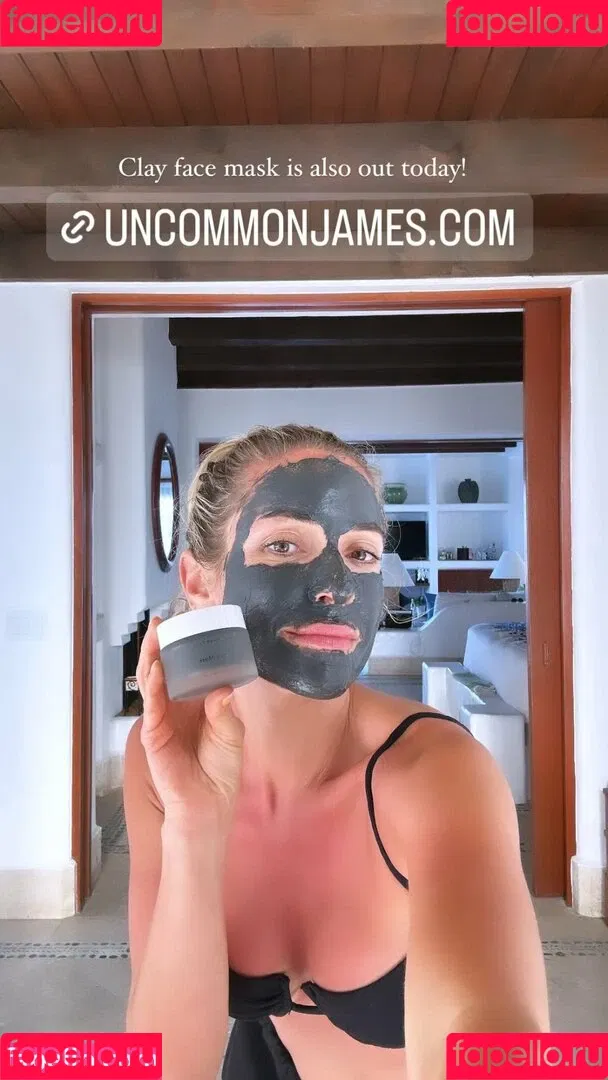 Kristin Cavallari Onlyfans Photo Gallery 