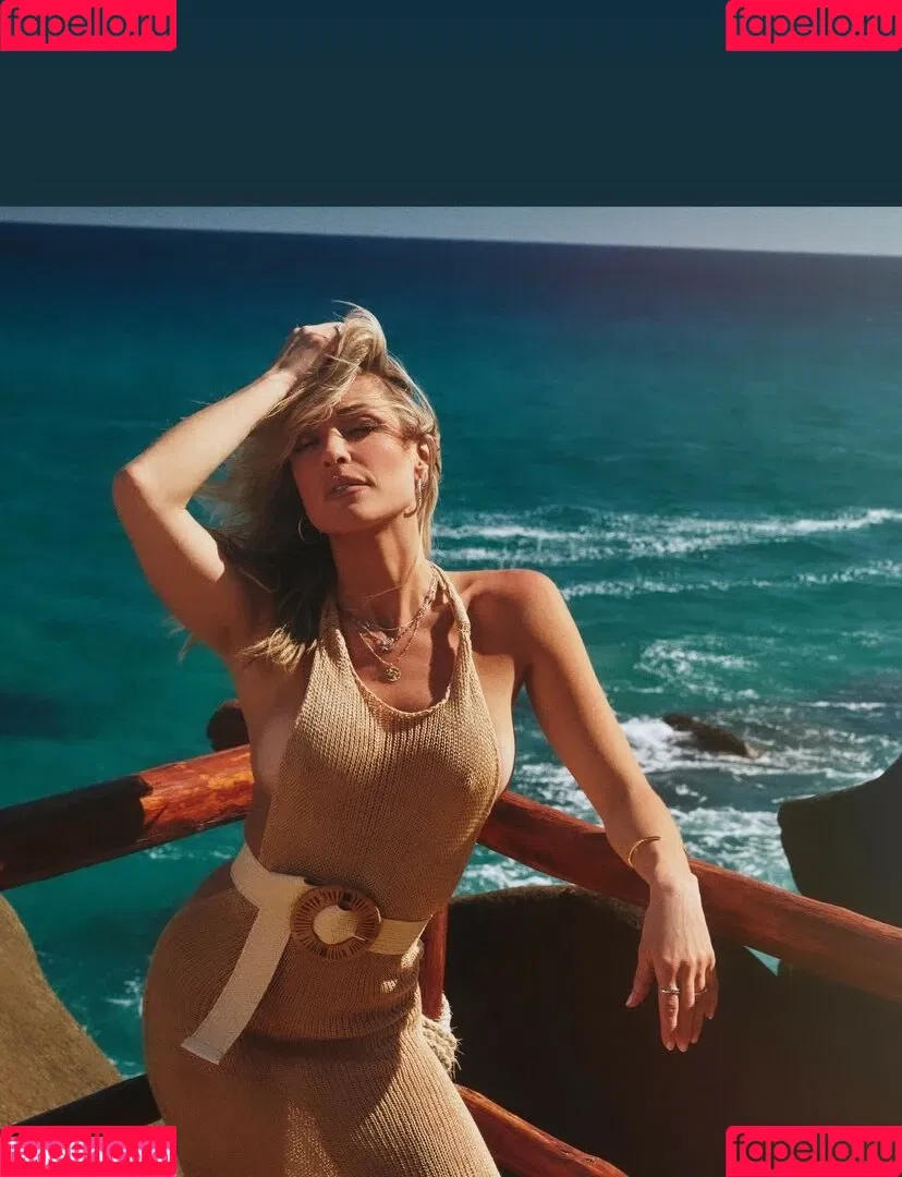 Kristin Cavallari Onlyfans Photo Gallery 