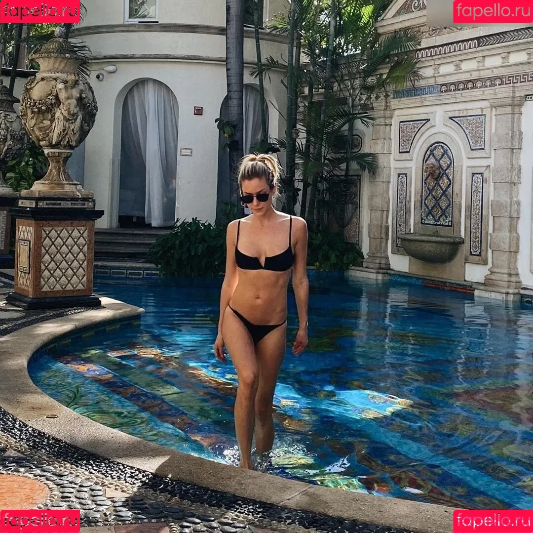 Kristin Cavallari Onlyfans Photo Gallery 