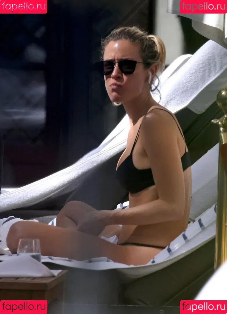 Kristin Cavallari Onlyfans Photo Gallery 