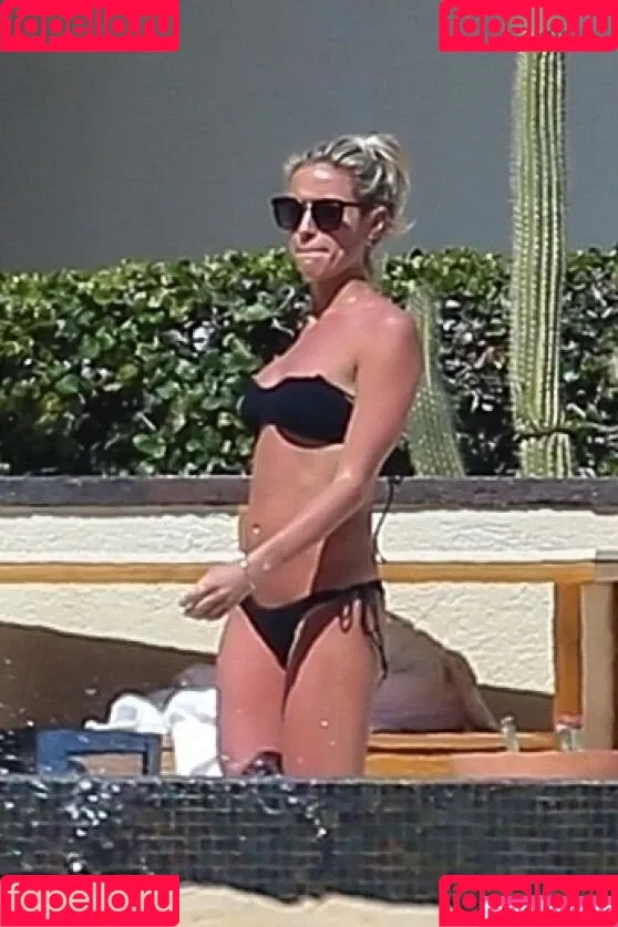 Kristin Cavallari Onlyfans Photo Gallery 