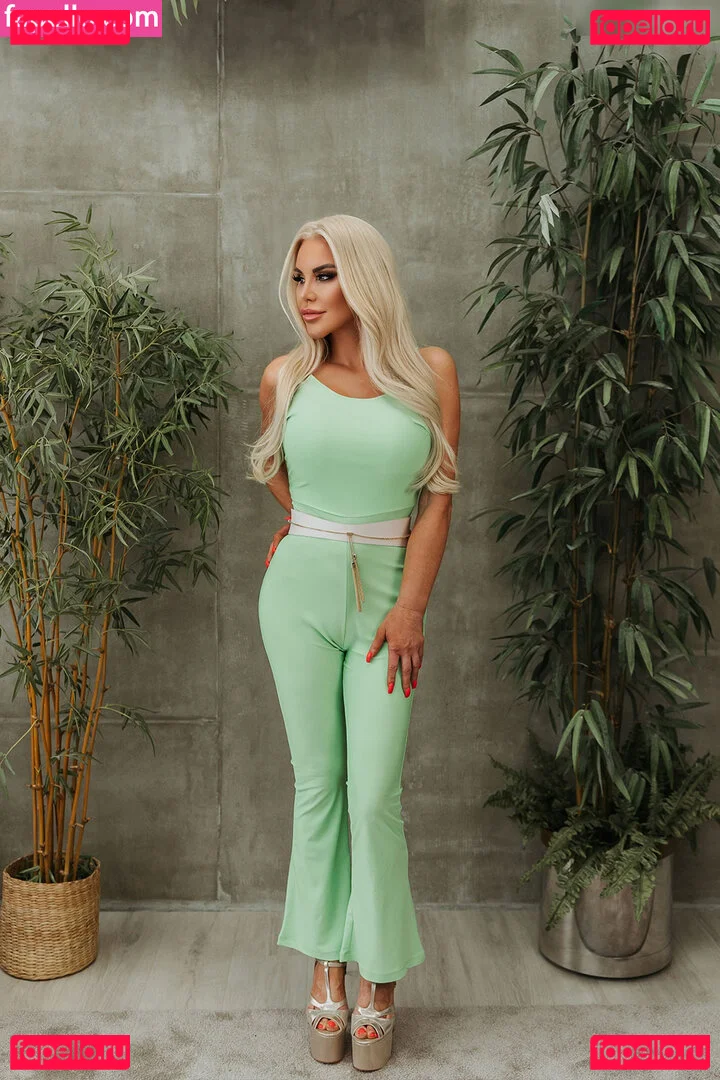 Tatjana Gsell Onlyfans Photo Gallery 