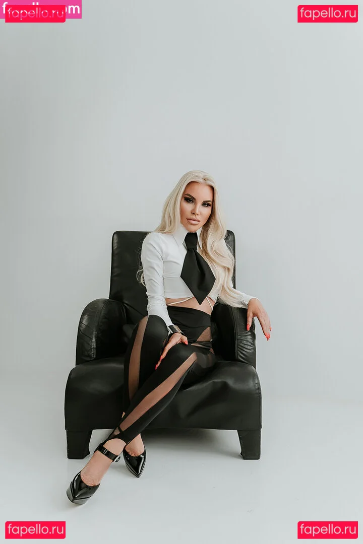 Tatjana Gsell Onlyfans Photo Gallery 