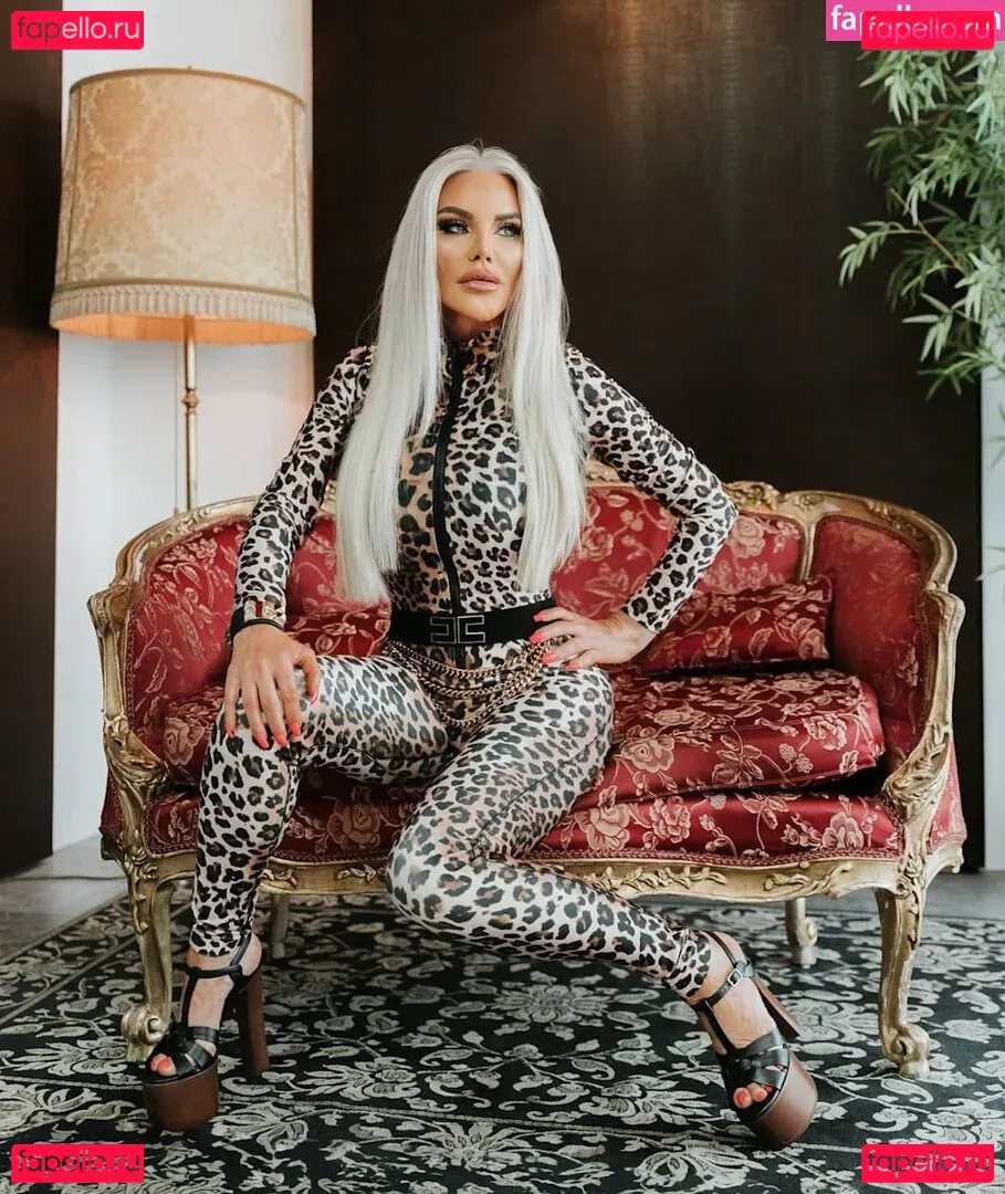 Tatjana Gsell Onlyfans Photo Gallery 