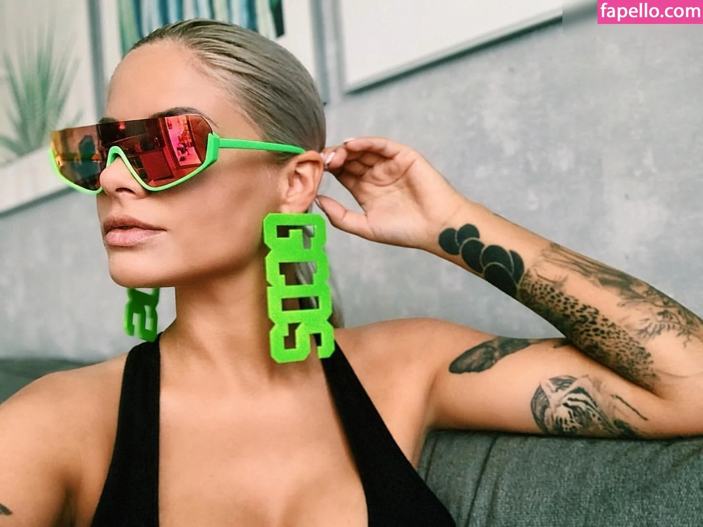 Viktória Metzker Onlyfans Photo Gallery 