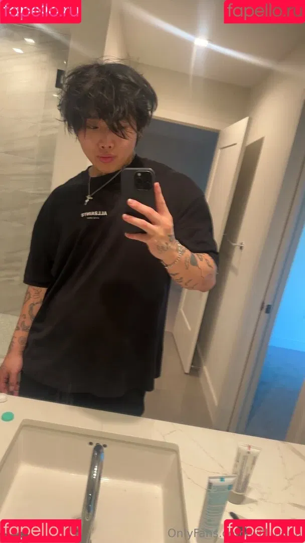 will_pyun Onlyfans Photo Gallery 
