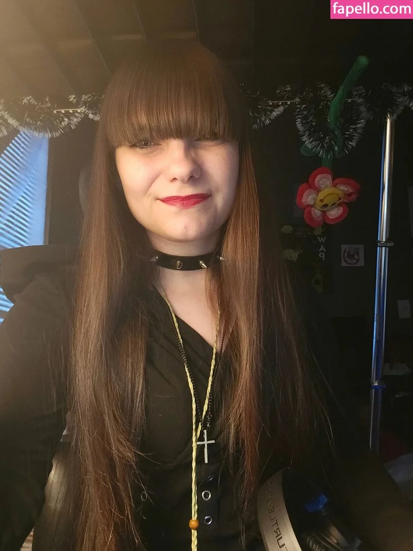 Morbid Mist Onlyfans Photo Gallery 