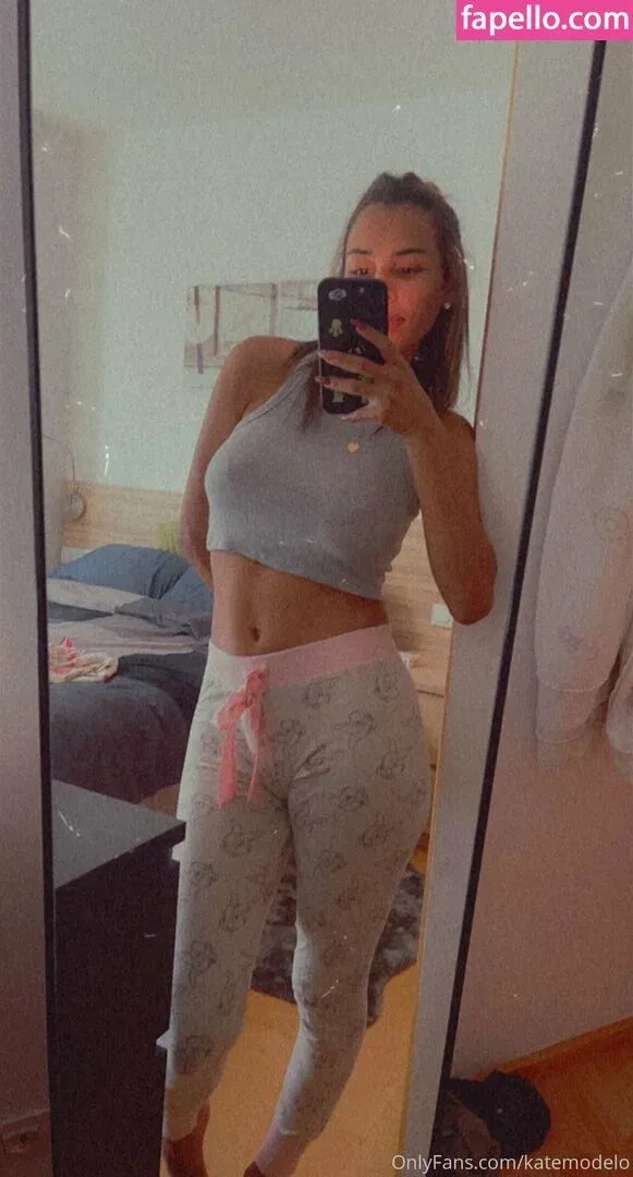 katemodelo Onlyfans Photo Gallery 