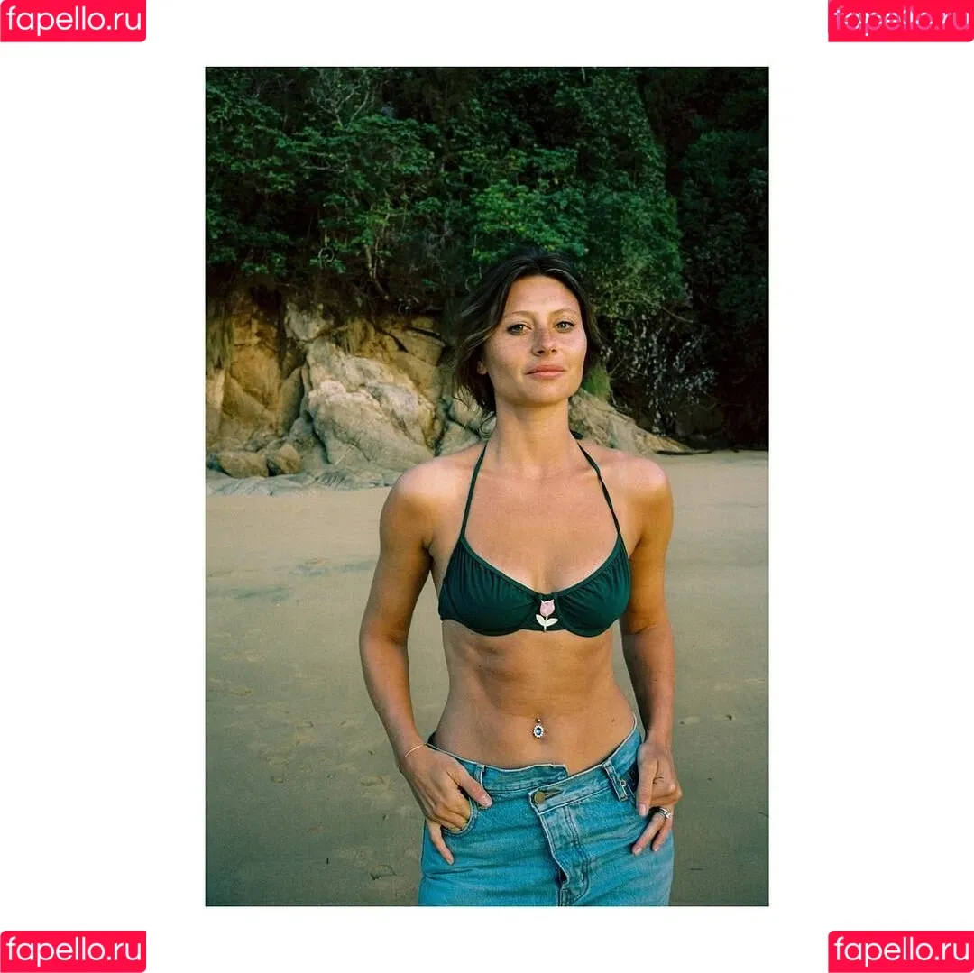 Aly Michalka Onlyfans Photo Gallery 