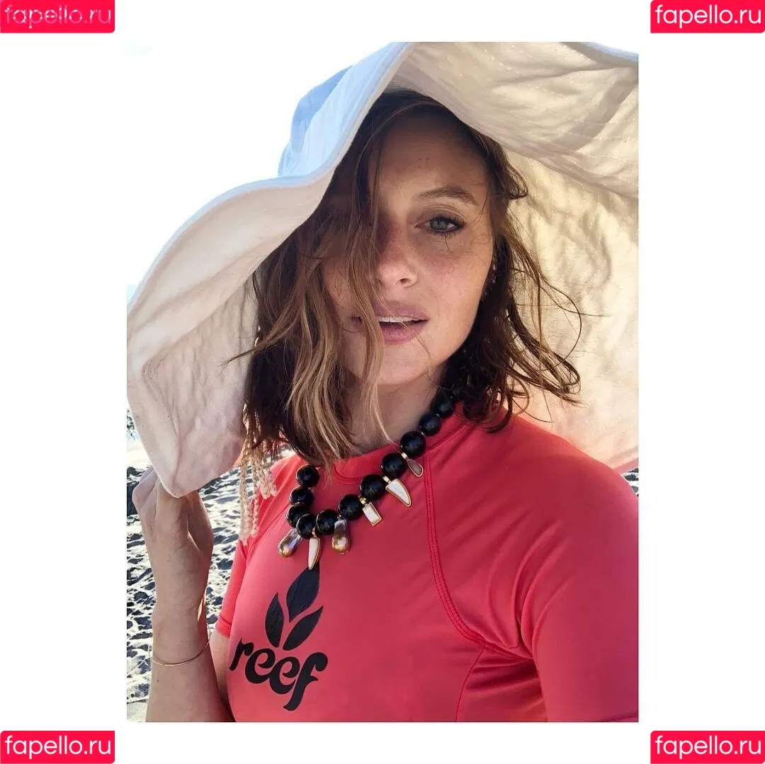 Aly Michalka Onlyfans Photo Gallery 