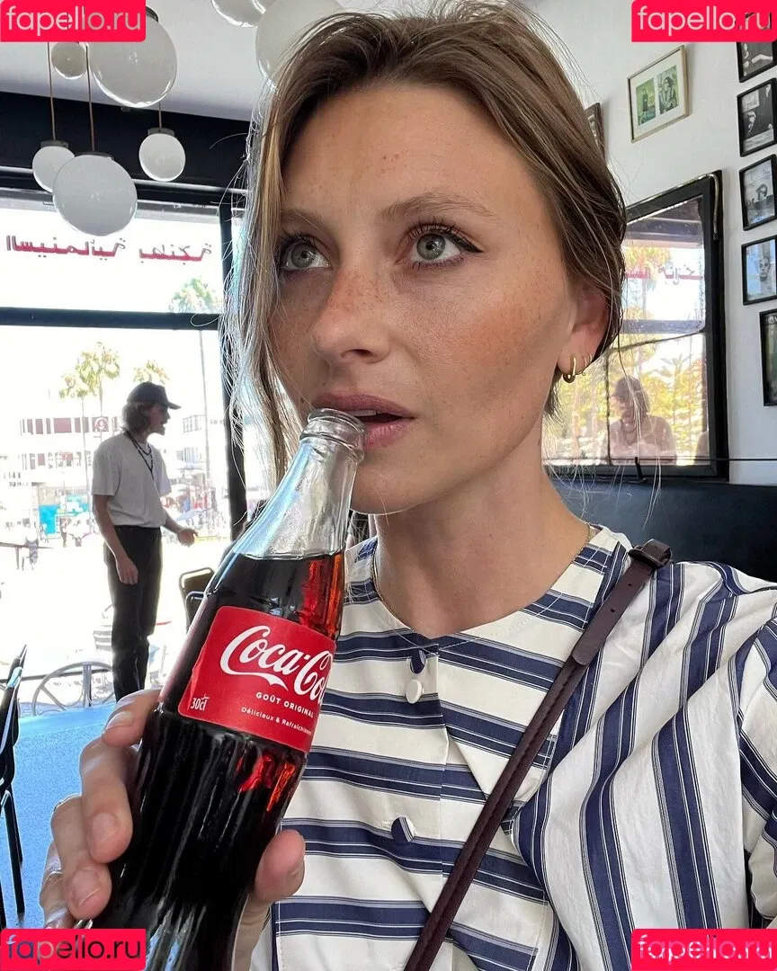 Aly Michalka Onlyfans Photo Gallery 
