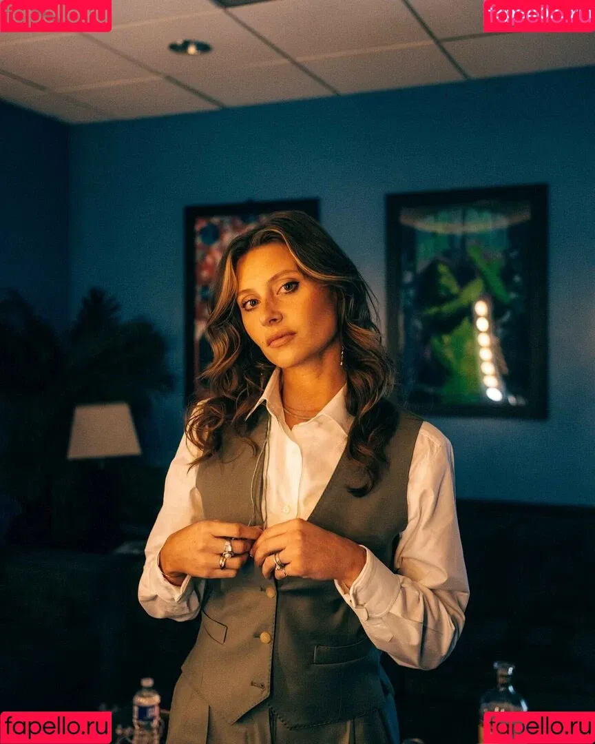 Aly Michalka Onlyfans Photo Gallery 