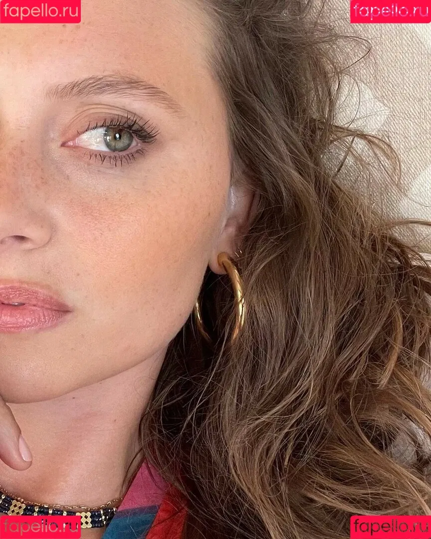 Aly Michalka Onlyfans Photo Gallery 