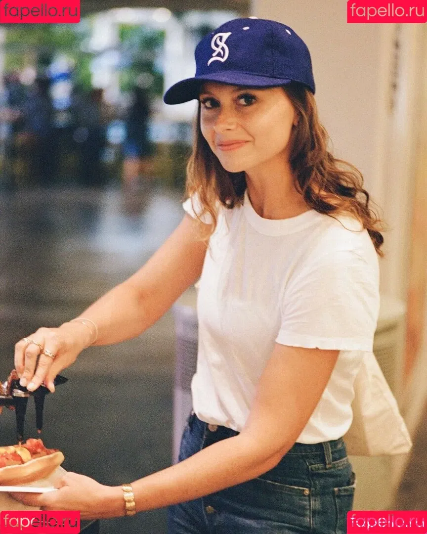 Aly Michalka Onlyfans Photo Gallery 