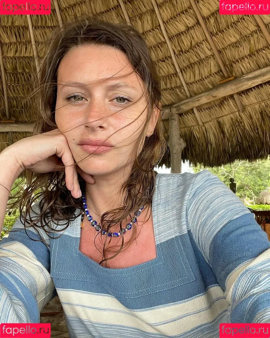 Aly Michalka Onlyfans Photo Gallery 