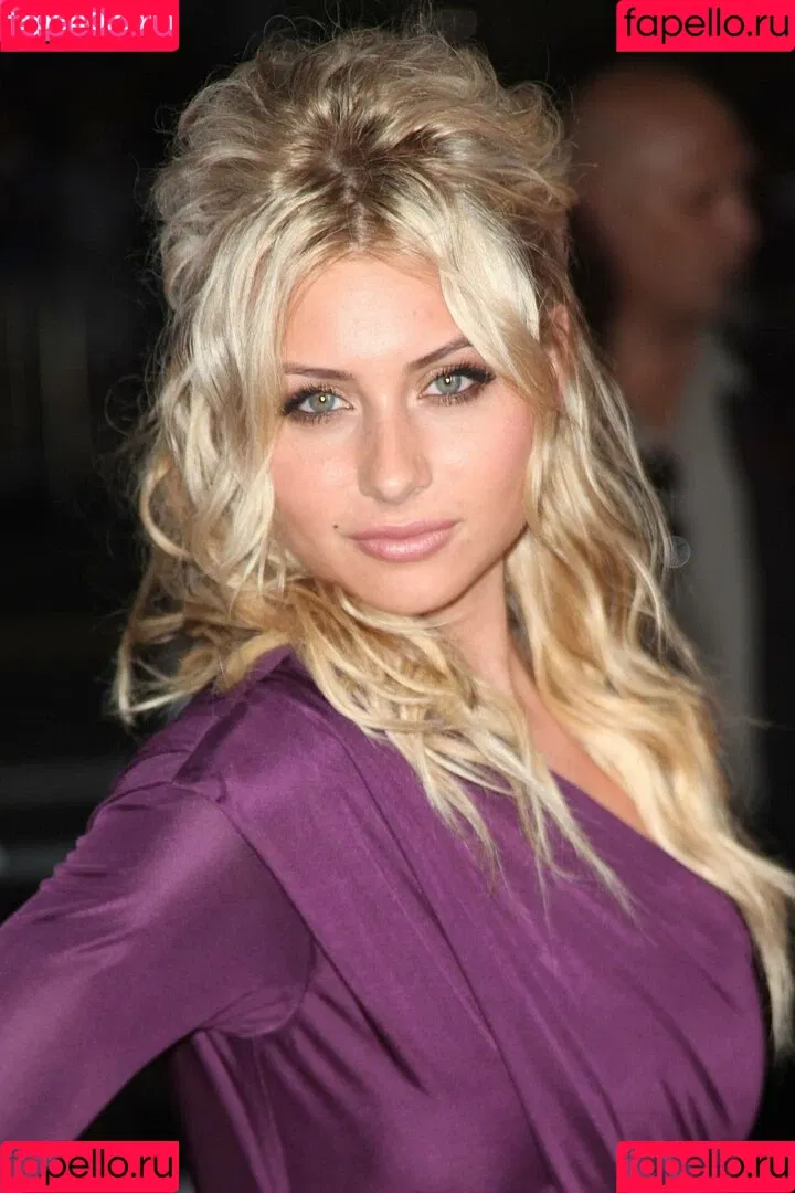 Aly Michalka Onlyfans Photo Gallery 