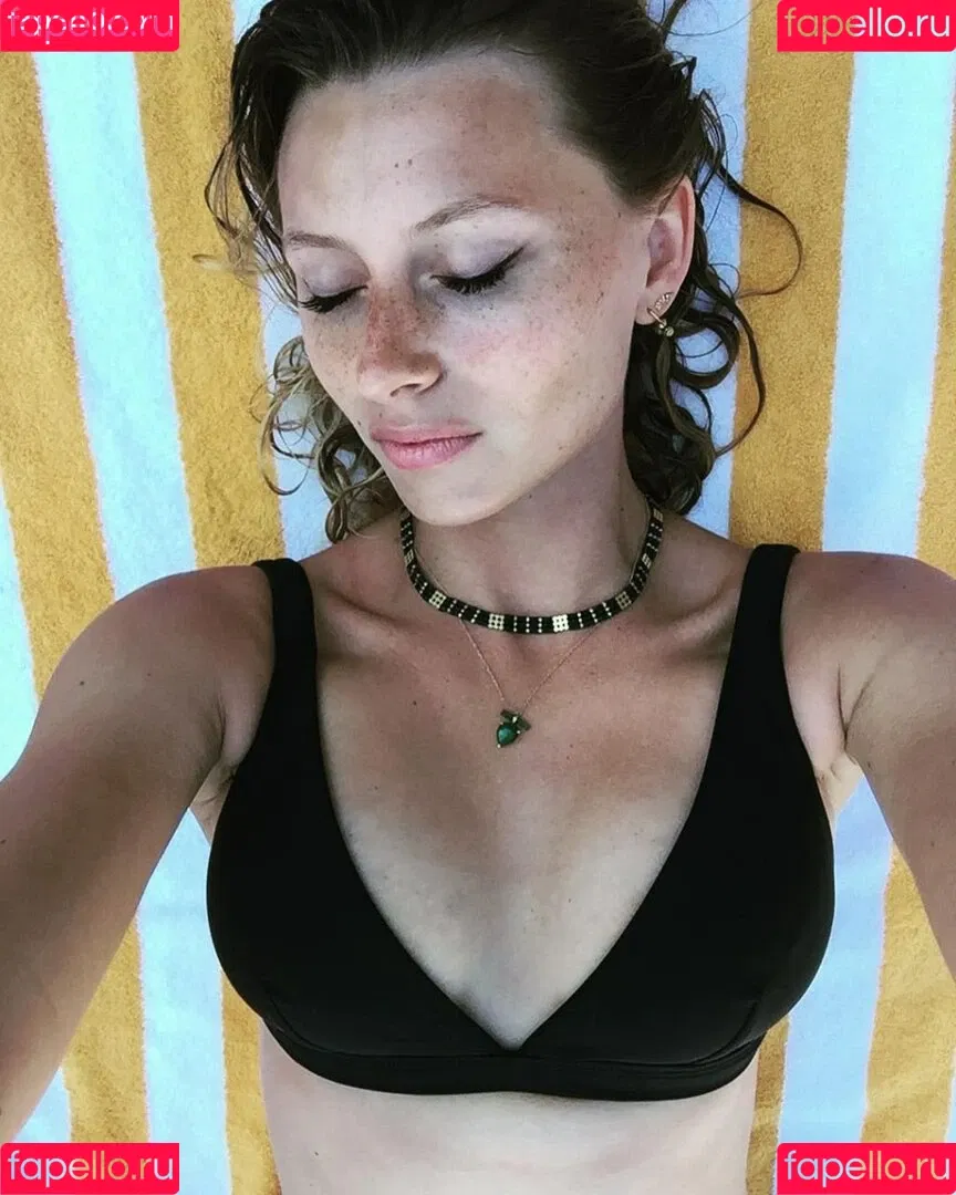 Aly Michalka Onlyfans Photo Gallery 