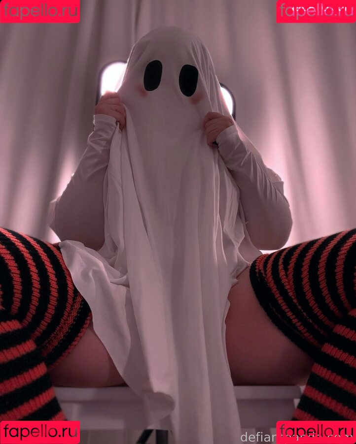 DefiantPanda Onlyfans Photo Gallery 