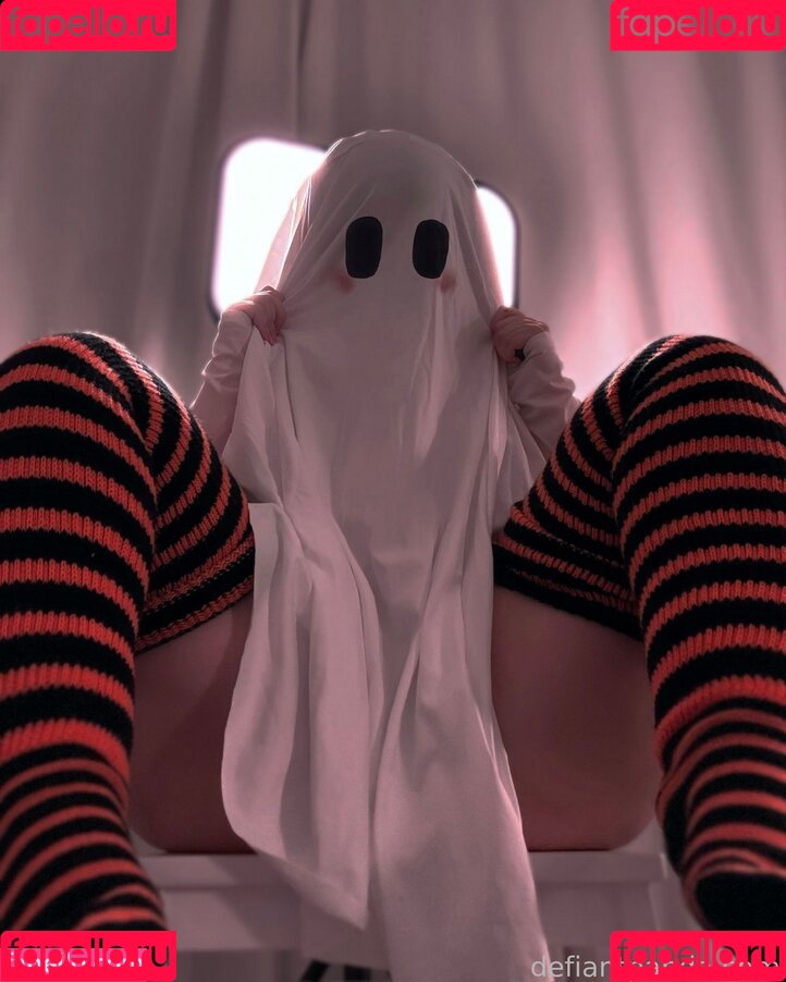 DefiantPanda Onlyfans Photo Gallery 