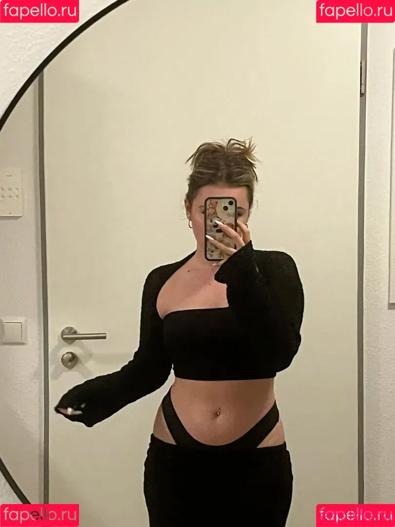 Florentine.dmr Onlyfans Photo Gallery 