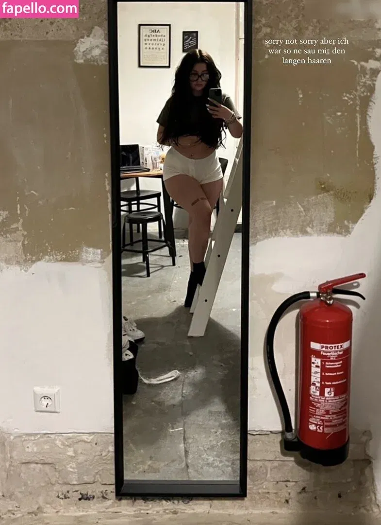 Florentine.dmr Onlyfans Photo Gallery 