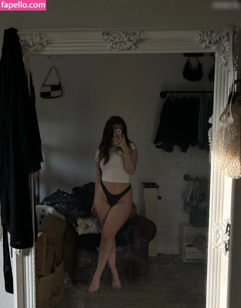 Florentine.dmr Onlyfans Photo Gallery 