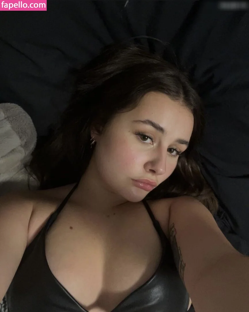 Florentine.dmr Onlyfans Photo Gallery 