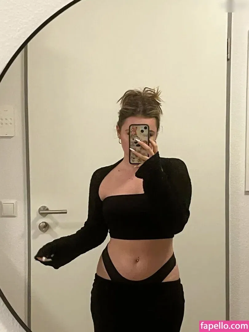 Florentine.dmr Onlyfans Photo Gallery 