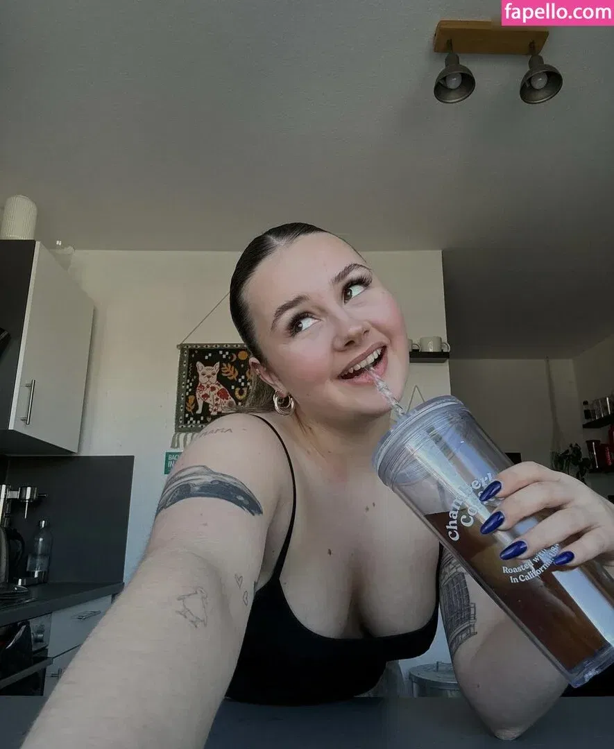 Florentine.dmr Onlyfans Photo Gallery 