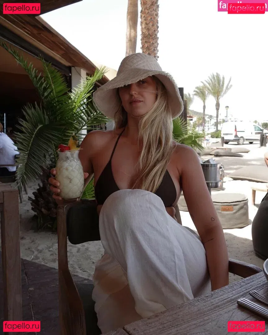 Georgia Hirst Onlyfans Photo Gallery 