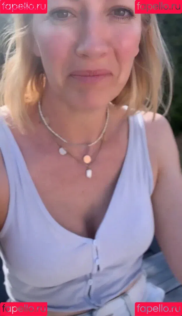 Nina Bott Onlyfans Photo Gallery 
