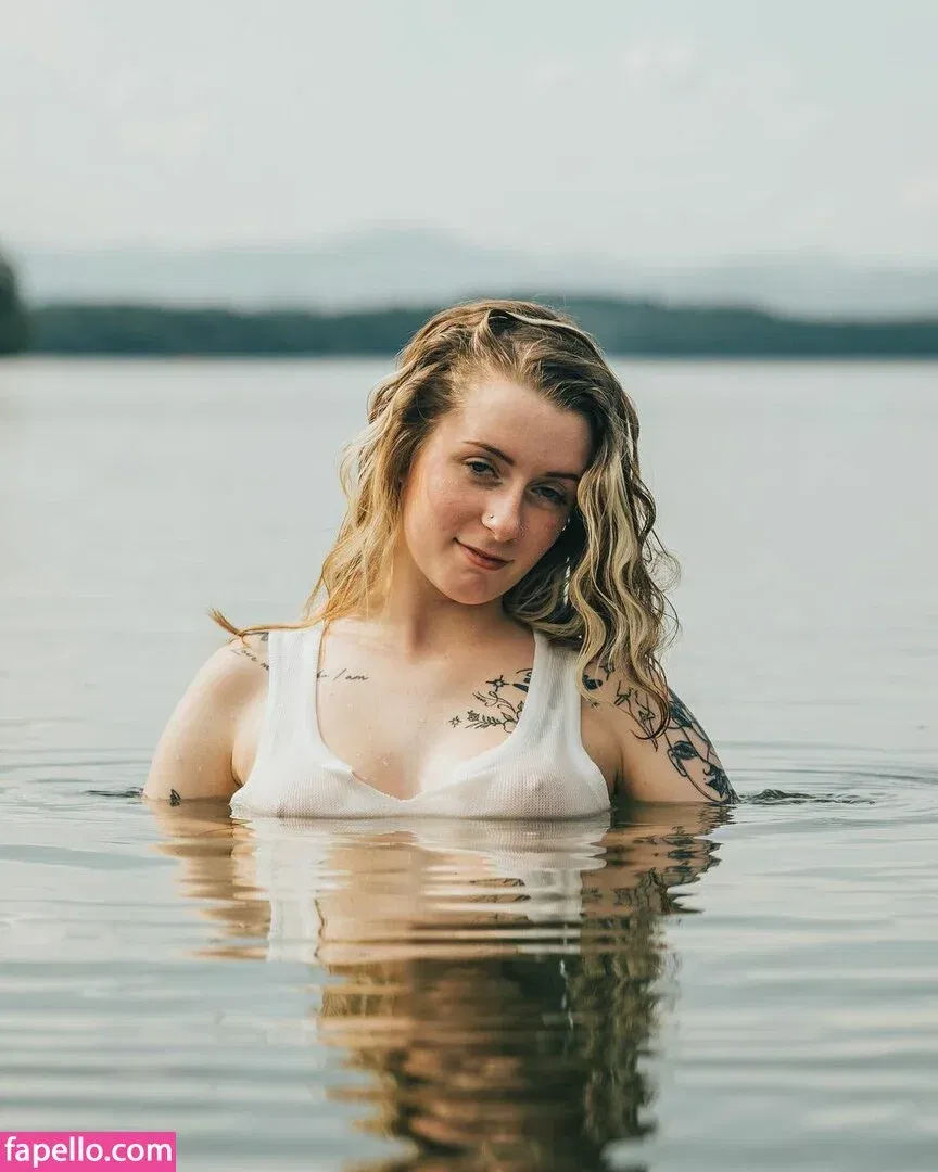 Minnietheentertainer Onlyfans Photo Gallery 