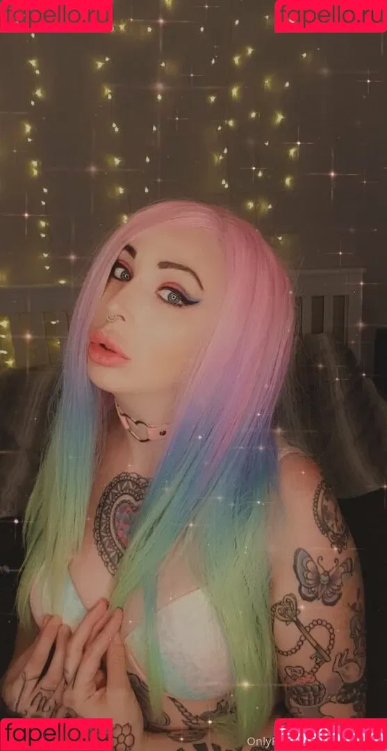 queenrainifree Onlyfans Photo Gallery 
