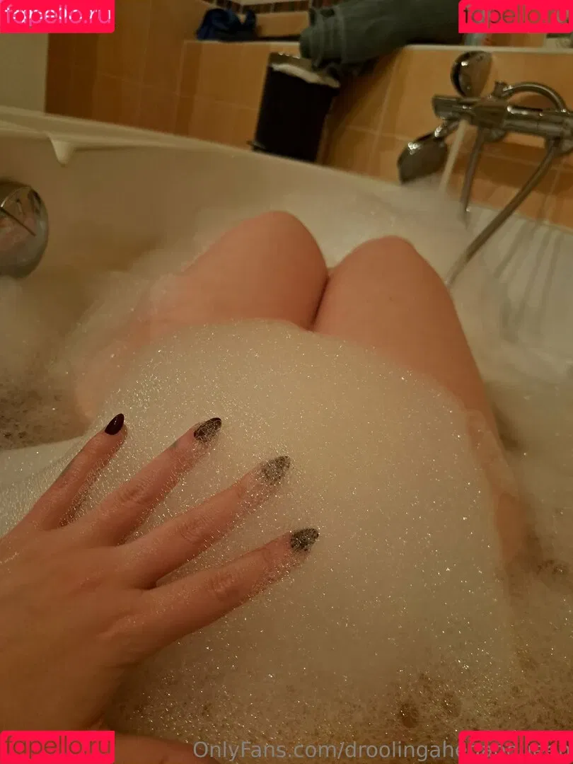 DroolingAhegaoQueen Onlyfans Photo Gallery 