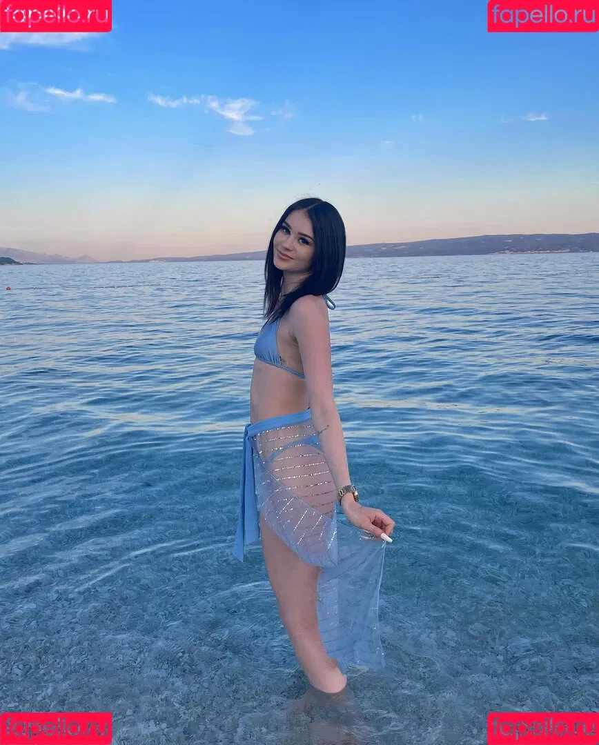 Jasmin Schneider Onlyfans Photo Gallery 
