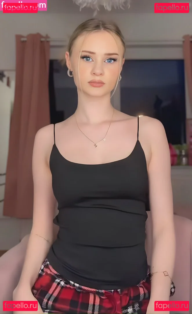 Jasmin Schneider Onlyfans Photo Gallery 