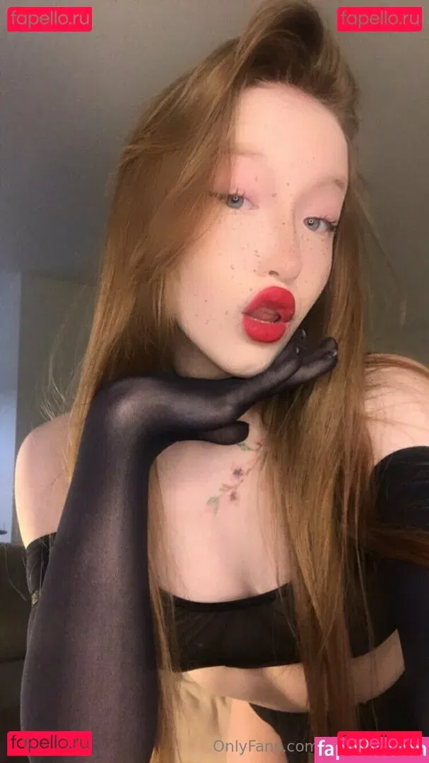 baby_birdd Onlyfans Photo Gallery 