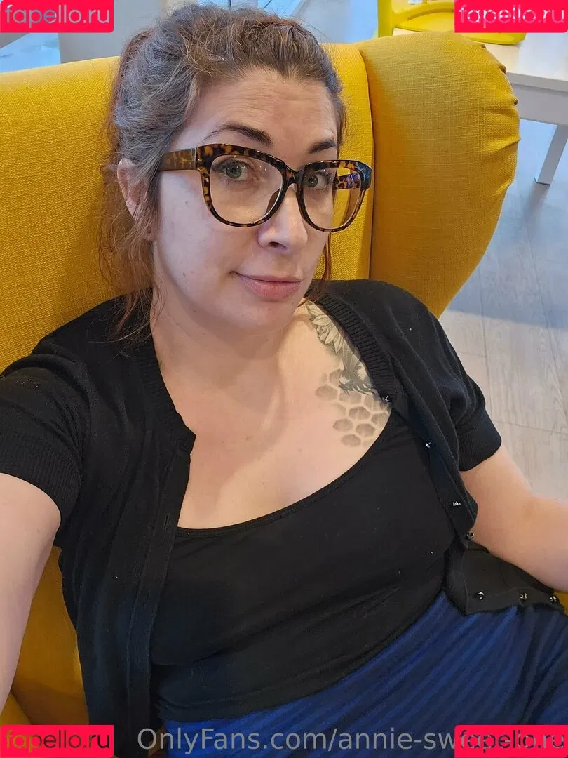 knit_licks Onlyfans Photo Gallery 