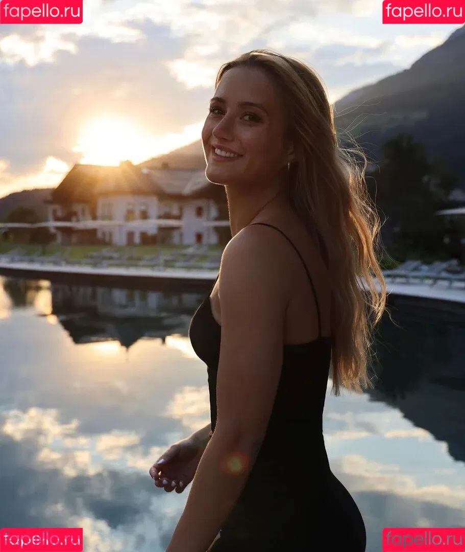 Anna Hafner Onlyfans Photo Gallery 