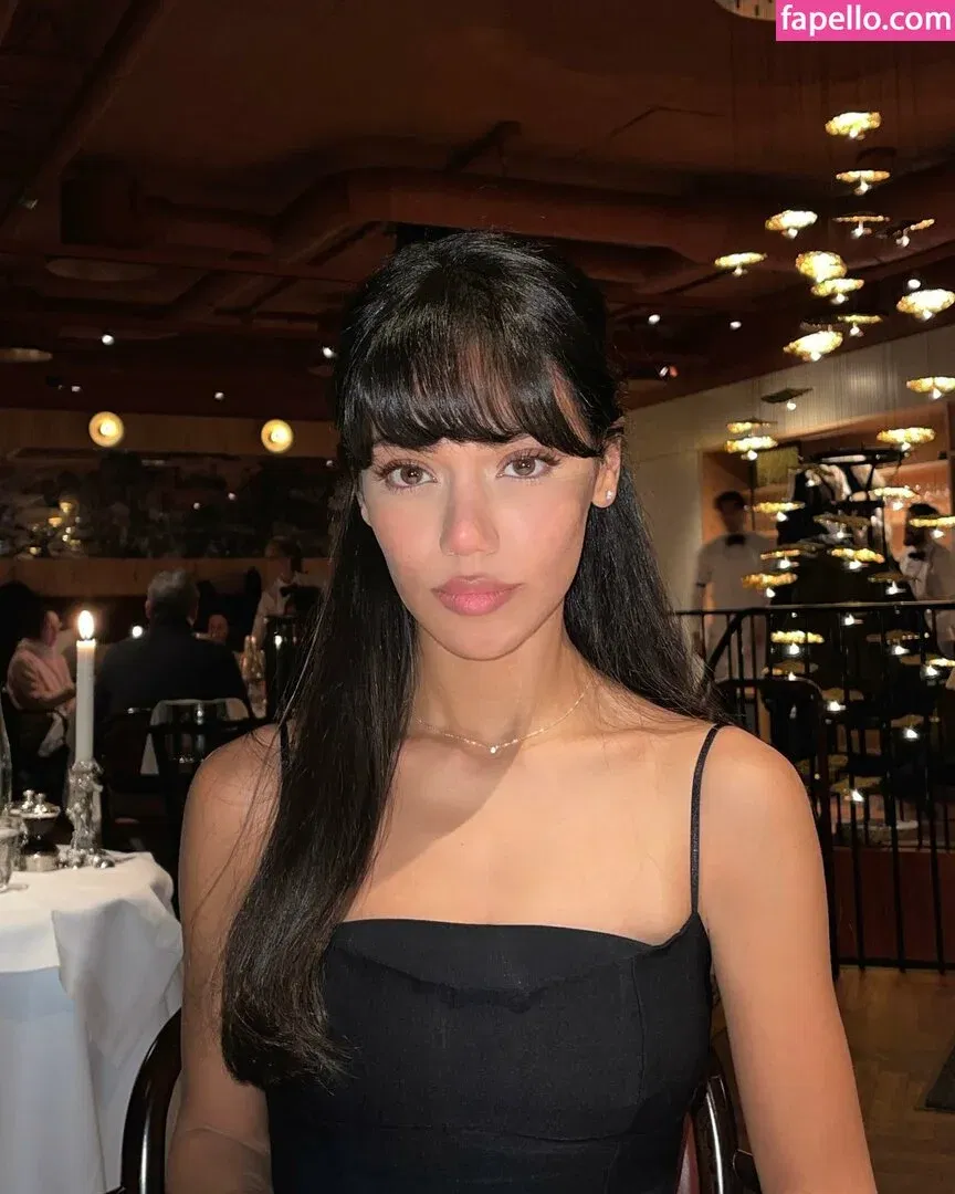 Dina Denoire Onlyfans Photo Gallery 