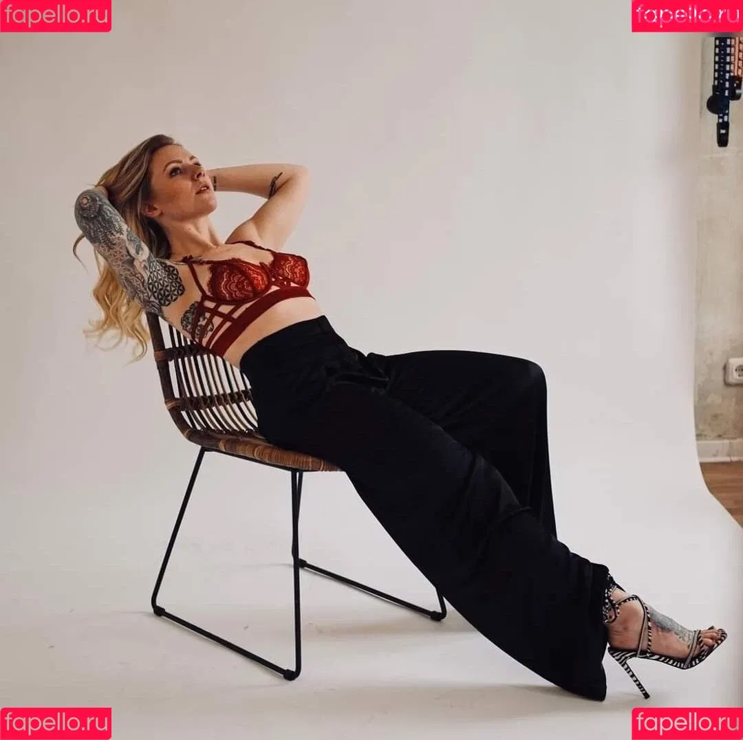 Denise Schwitalle Onlyfans Photo Gallery 