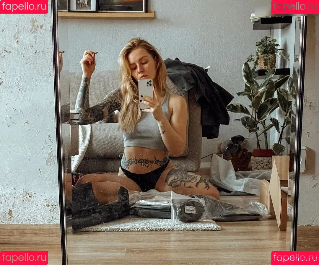 Denise Schwitalle Onlyfans Photo Gallery 
