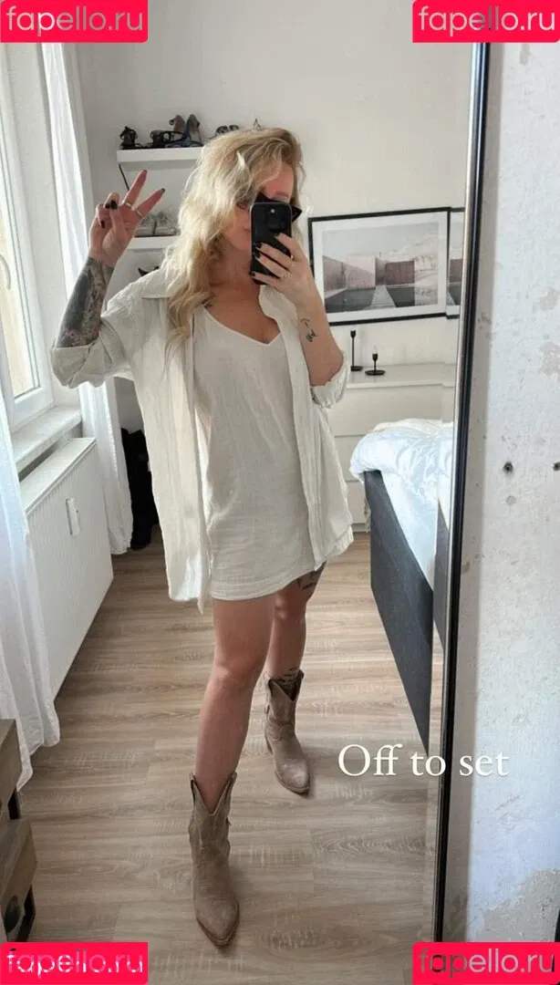 Denise Schwitalle Onlyfans Photo Gallery 